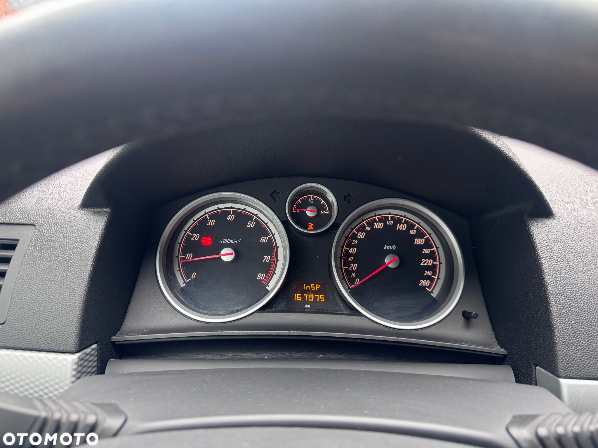 Opel Astra GTC 1.8 Sport - 9