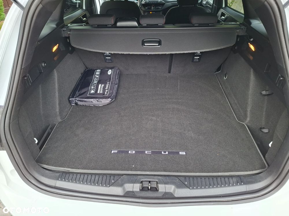Ford Focus 2.0 EcoBlue ST-Line - 14