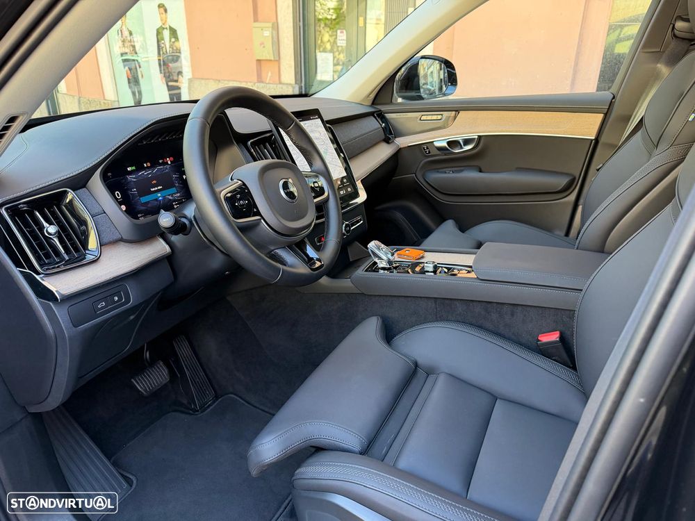 Volvo XC 90 T8 AWD Ultra Black Edition - 16