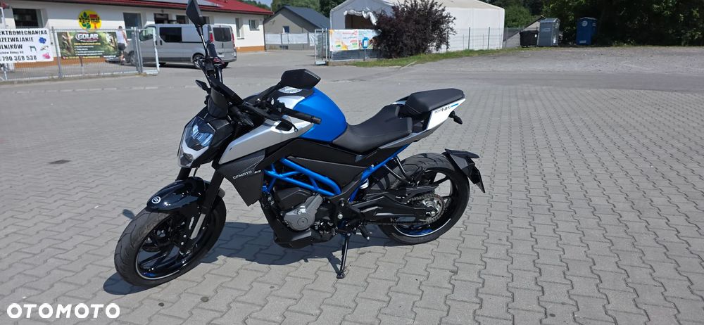 CFMoto 300NK - 2