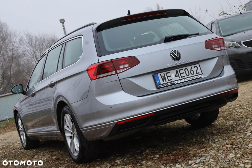 Volkswagen Passat - 5