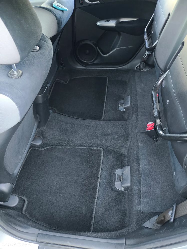 Honda Civic 1.8 Sport - 18