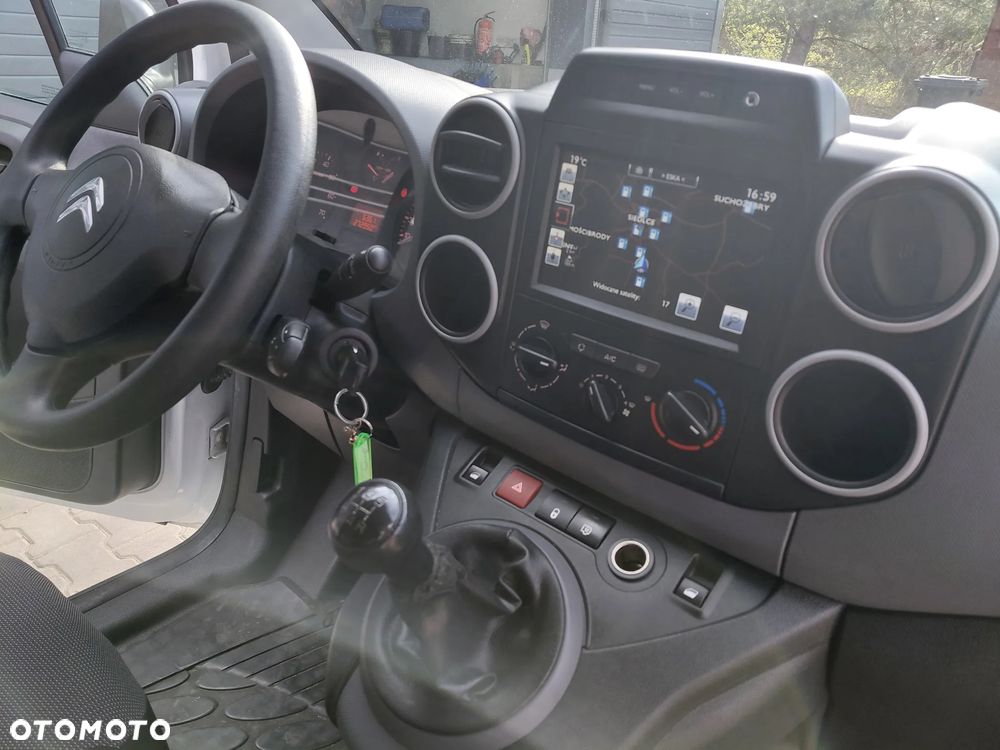 Citroën BERLINGO - 19