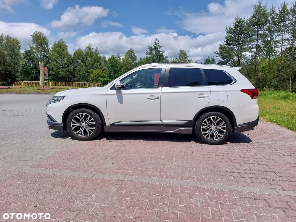 Mitsubishi Outlander 2.2 DID Intense + 4WD - 5