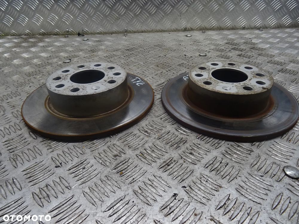 AUDI A3 8P 03-07 2.0 TDI TARCZE HAMULCOWE TYŁ TYLNE - 2