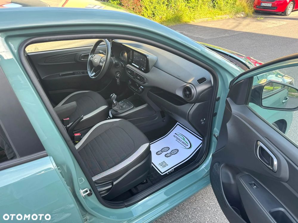 Hyundai i10 - 10