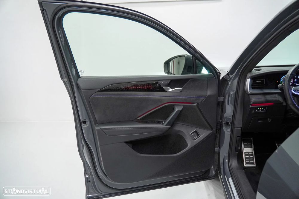VW Tayron 1.5 TSI eHybrid R-Line DSG - 23