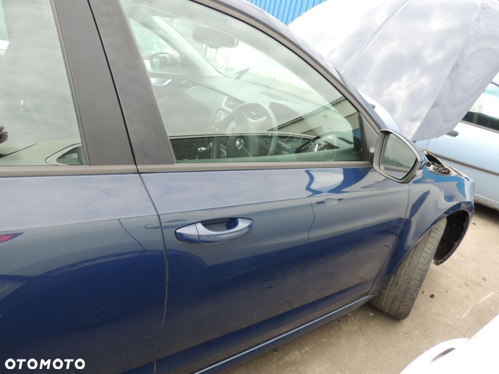 Drzwi prawy przód SKODA Octavia III '13 - 1