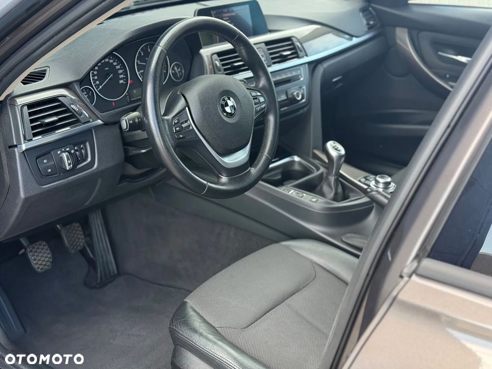 BMW Seria 3 - 17