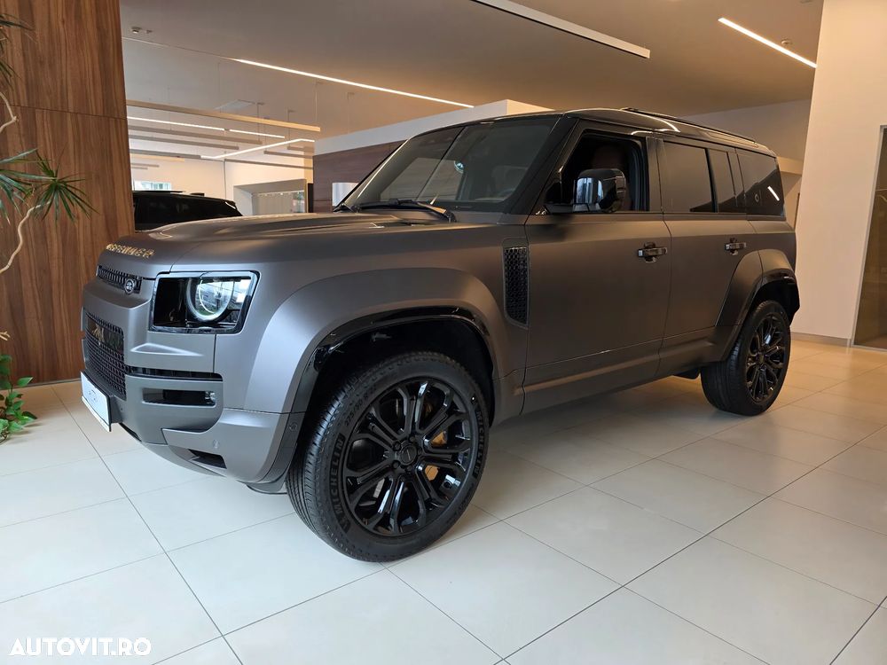 Land Rover Defender - 1