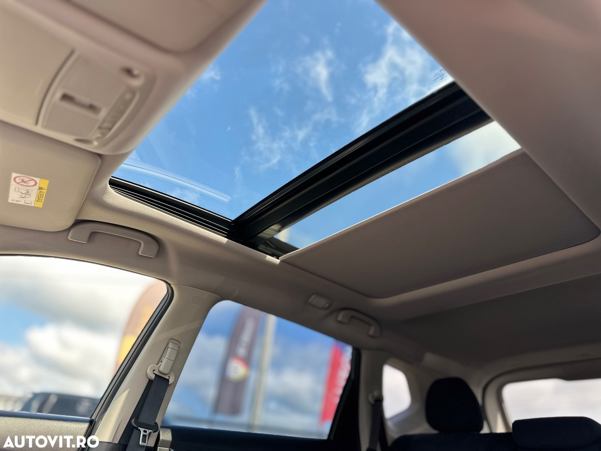 Nissan X-Trail 1.6 dCi N-Connecta - 33