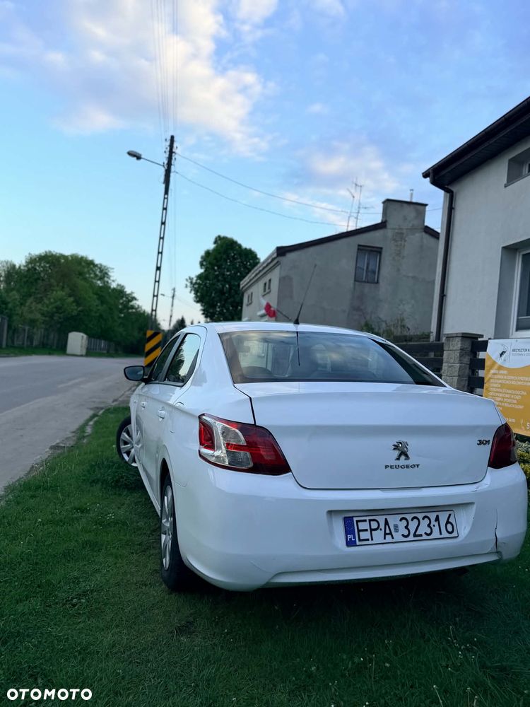 Peugeot 301 1.6 VTi Allure - 16