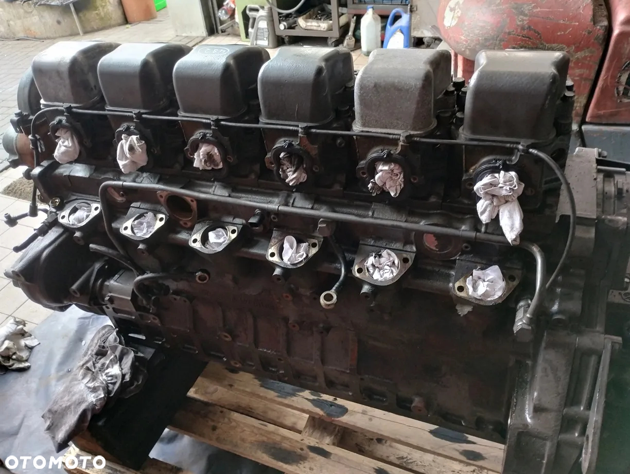 Silnik Słupek OM457 SIECZKARNIA ŁADOWARKA MASZYNA CLASS - 2