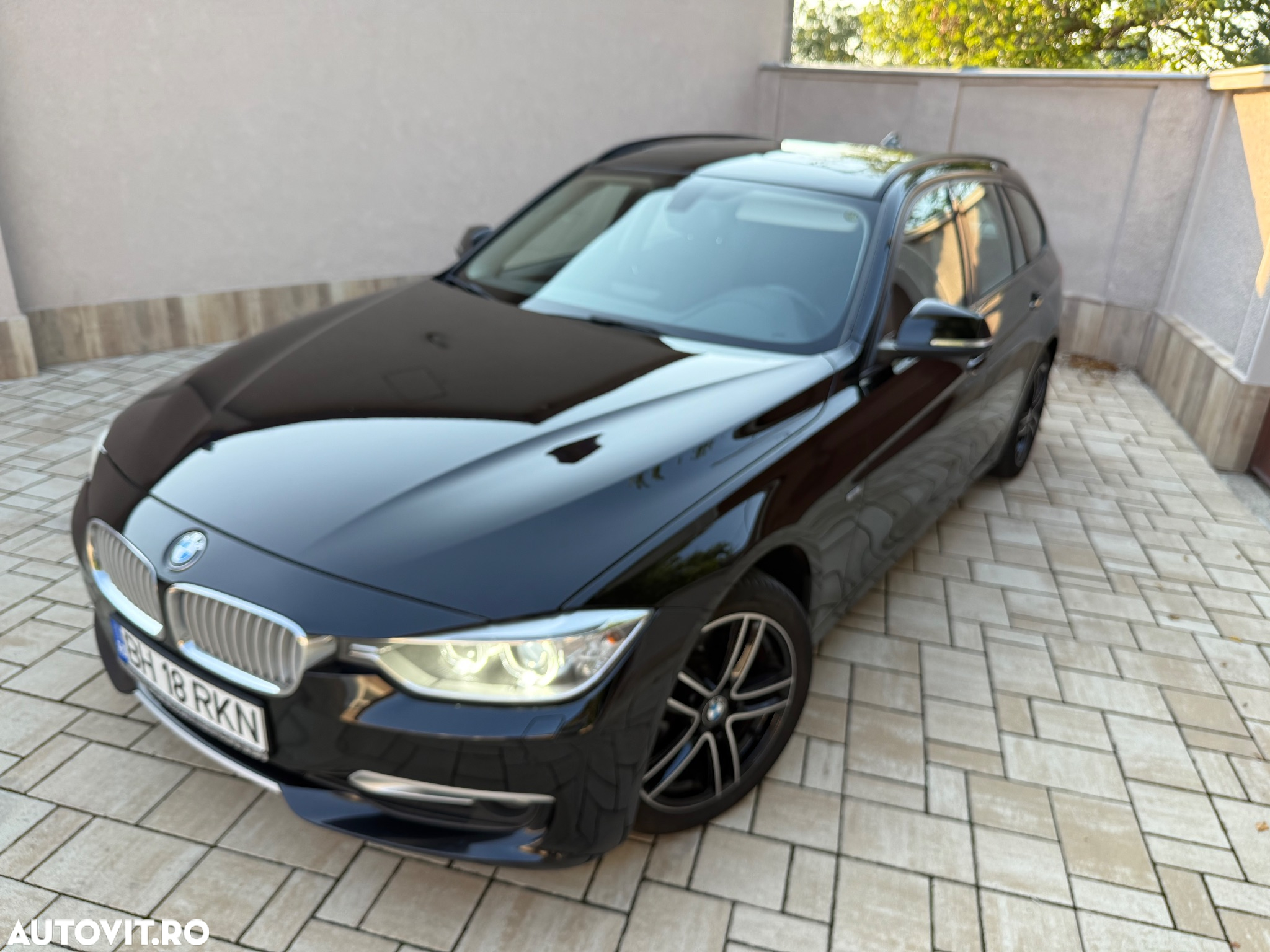 BMW Seria 3 320d Aut. Modern Line - 2