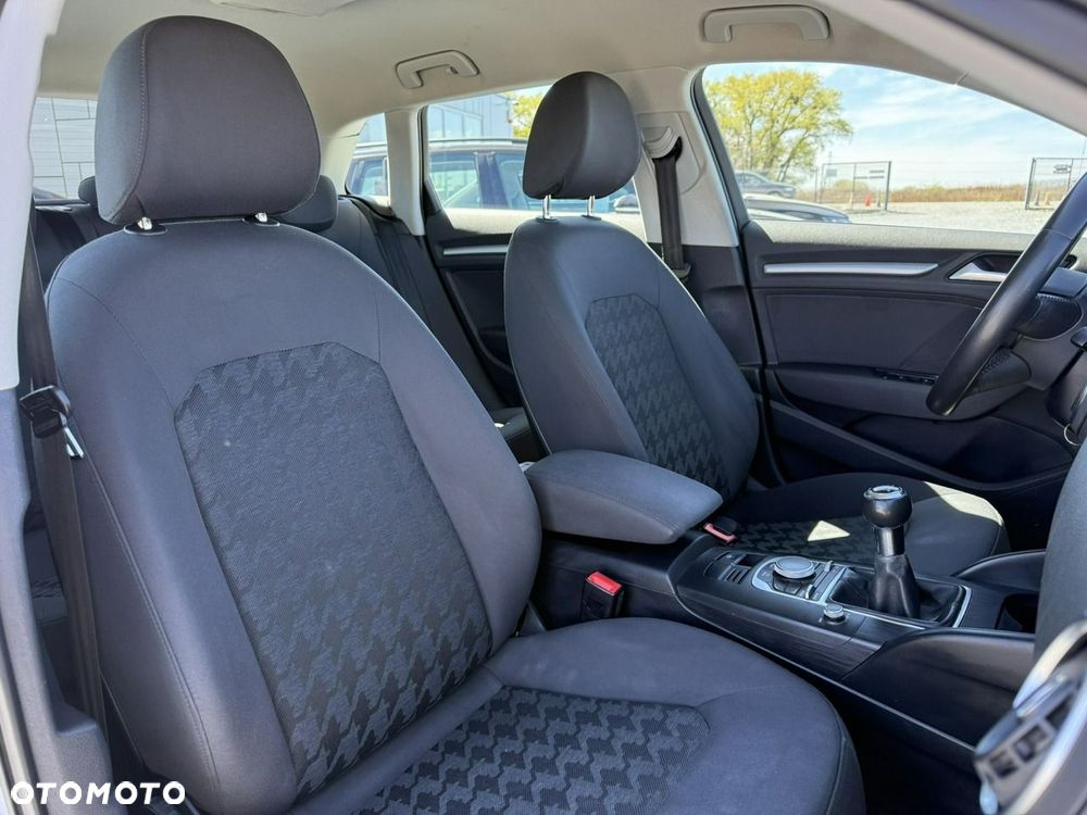 Audi A3 Sportback 1.2 TFSI Attraction - 20
