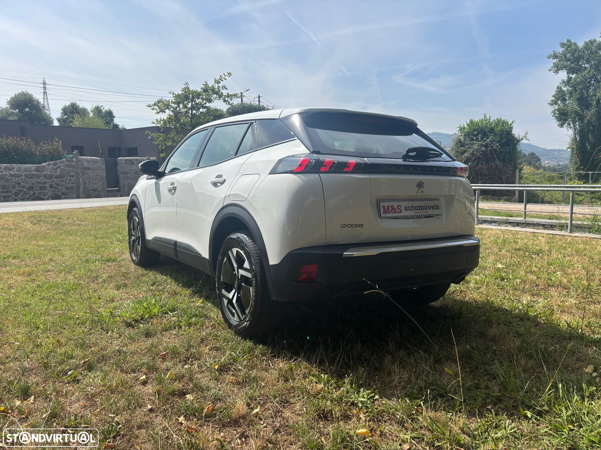 Peugeot 2008 1.5 BlueHDi Allure - 9