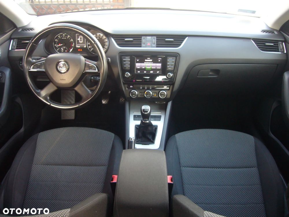 Skoda Octavia 1.4 TSI Ambition - 15