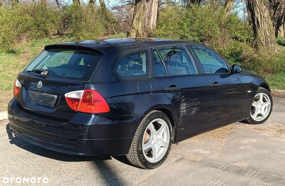 BMW Seria 3 320d DPF Edition Fleet Sport - 6