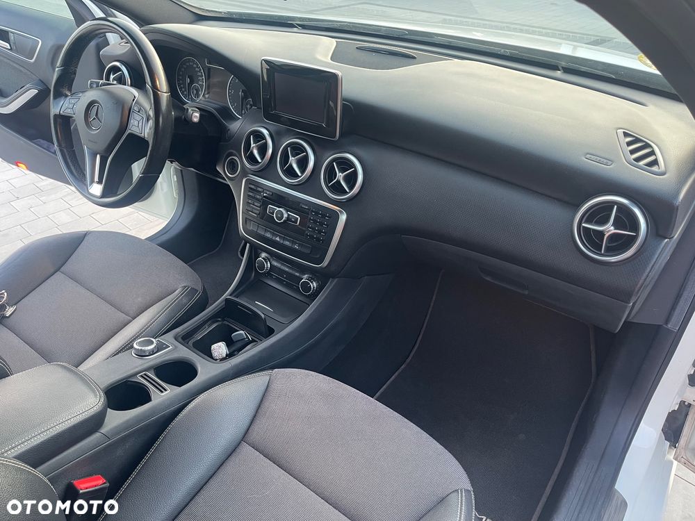 Mercedes-Benz Klasa A 180 d 7G-DCT - 20