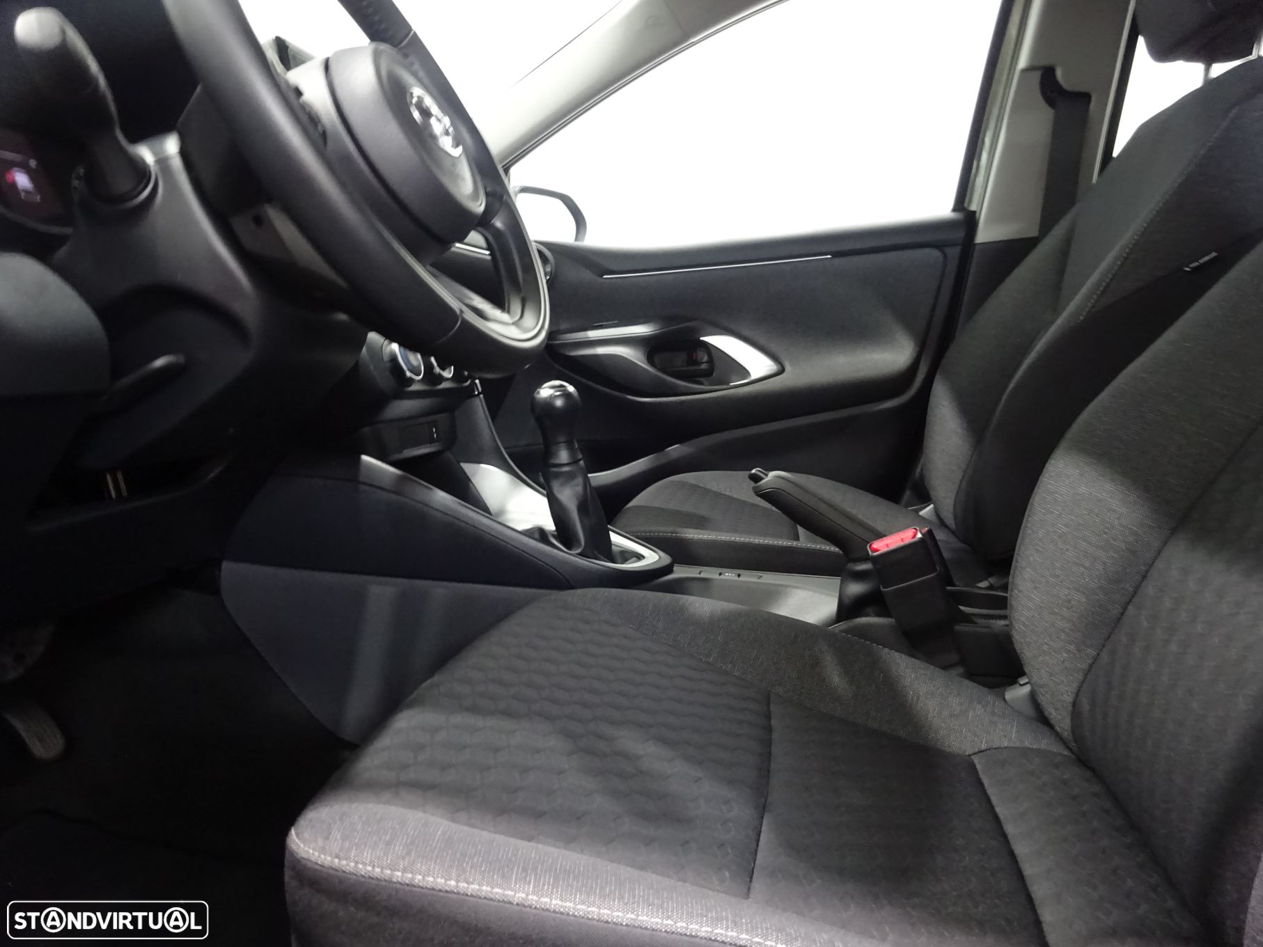 Toyota Yaris 1.0 VVT-i Comfort Plus - 11