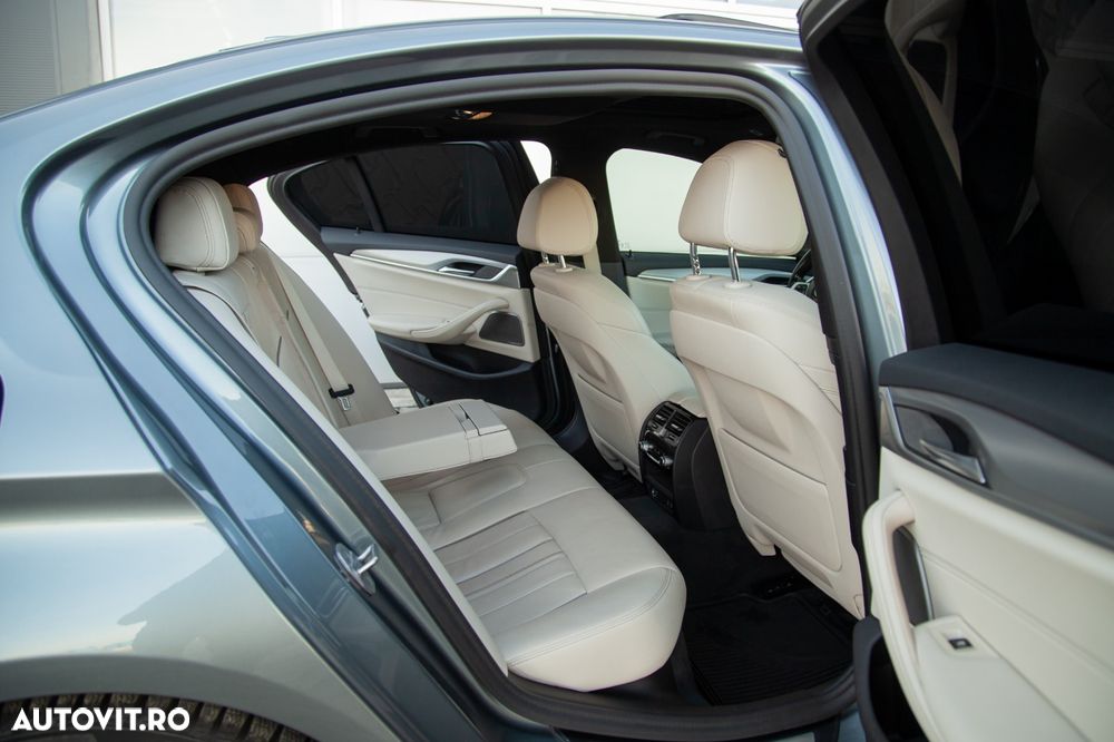 BMW Seria 5 530d Aut. M Sport Edition - 23