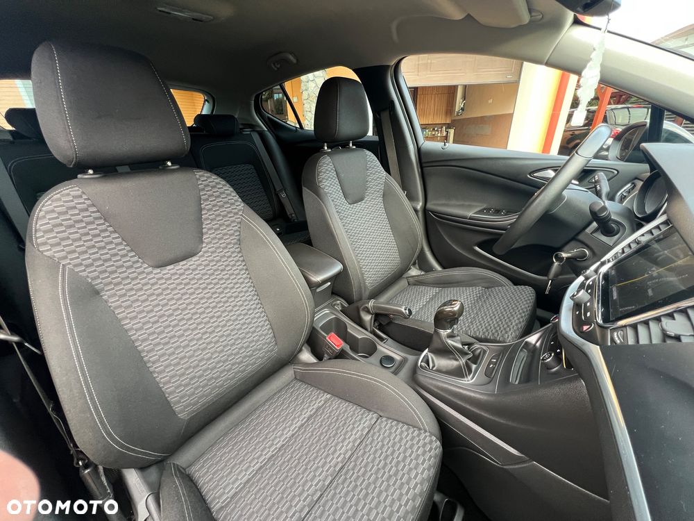 Opel Astra V 1.4 T Dynamic - 15
