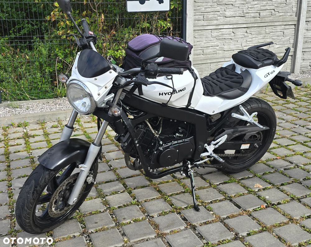 Hyosung GT - 2