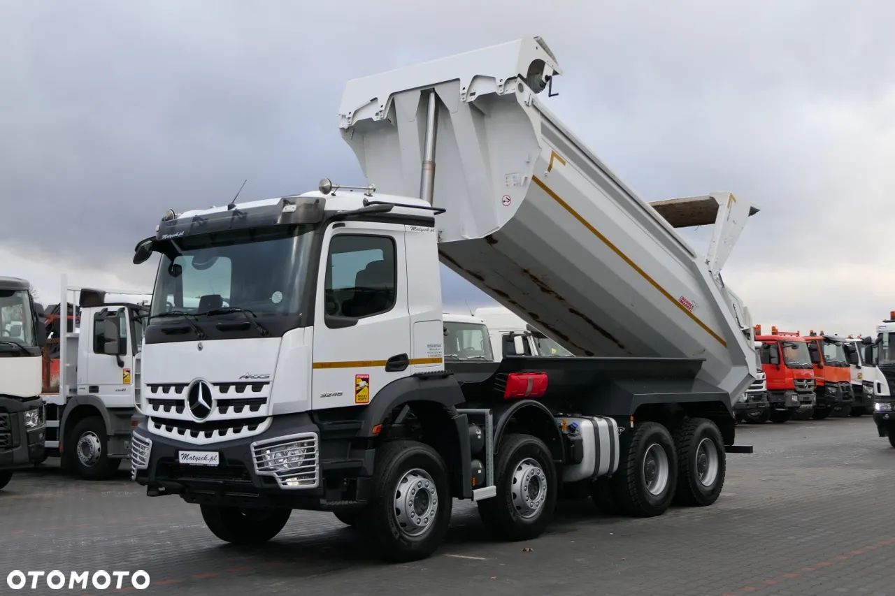 Mercedes-Benz AROCS 3246 / 8x4 / WYWROTKA / TYLNOZSYP / EURO 6 / OPONY 100 % - 1