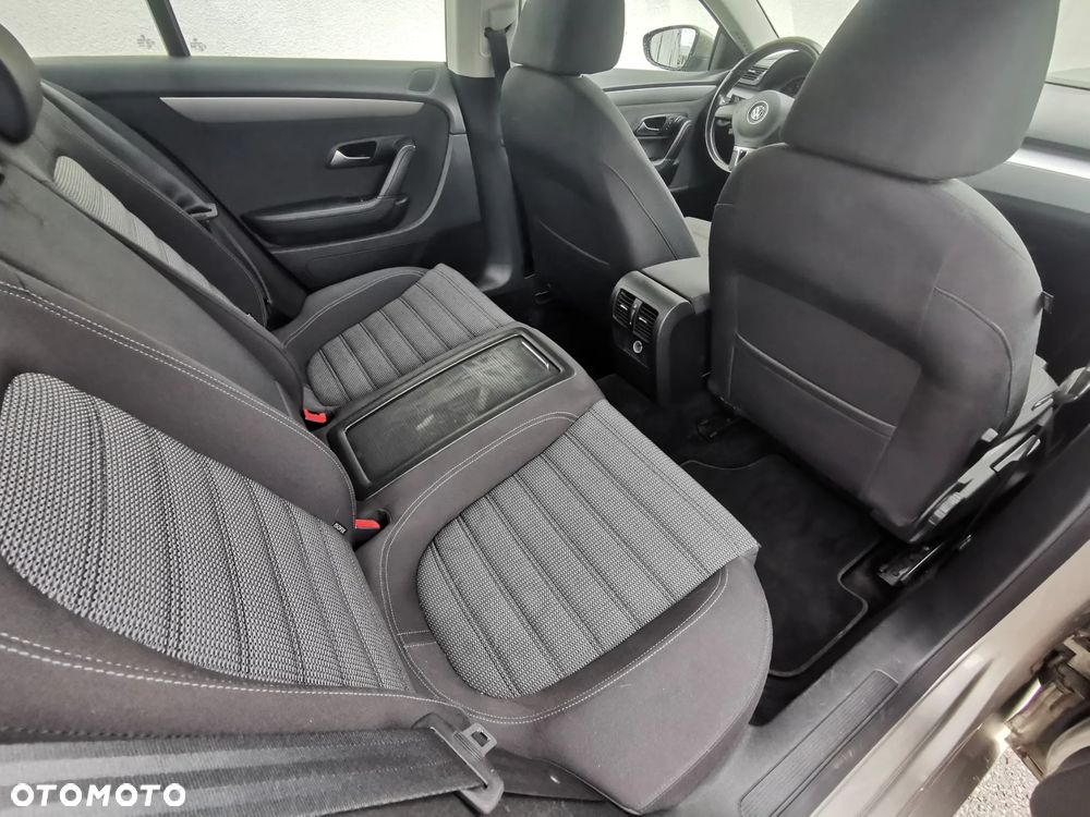 Volkswagen CC - 9