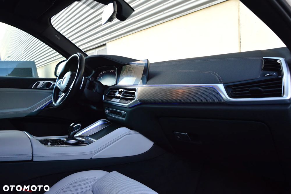BMW X6 - 16