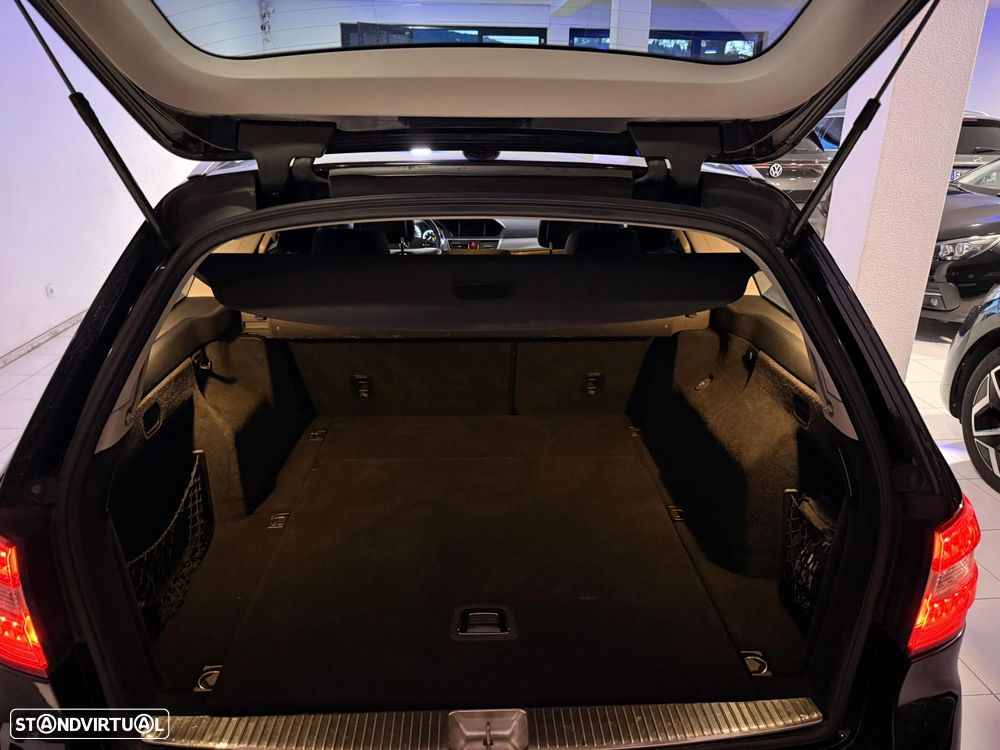 Mercedes-Benz E 300 - 10