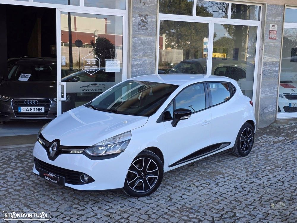 Renault Clio 1.5 dCi Dynamique S - 1
