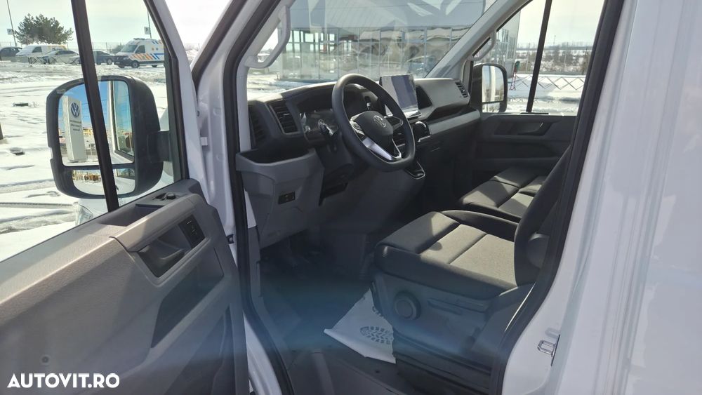 Volkswagen Crafter Furgon L3H3 - 10