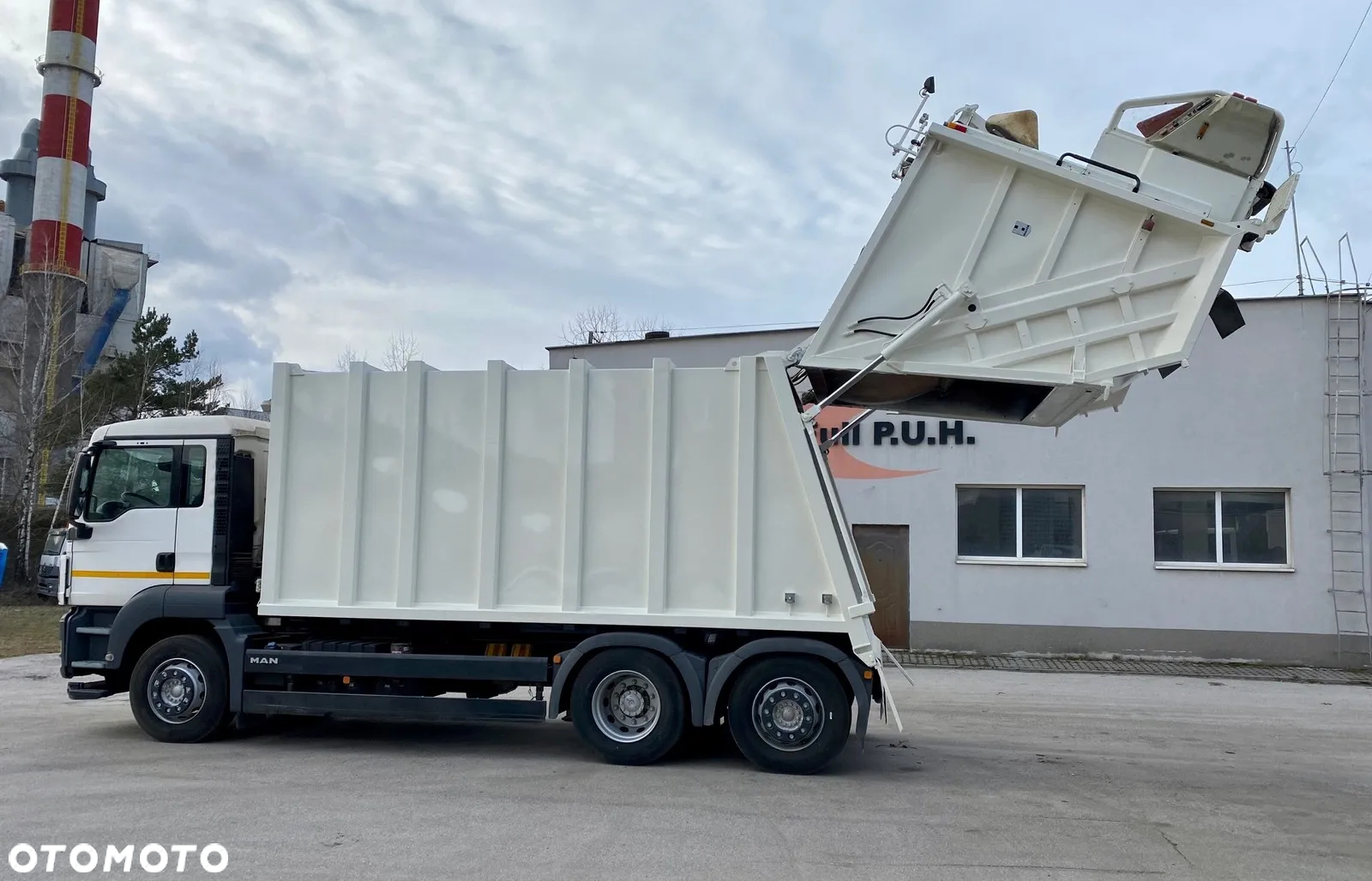 MAN TGA 26.320 śmieciarka trzyosiowa HALLER 24m3 EURO 5 - 8