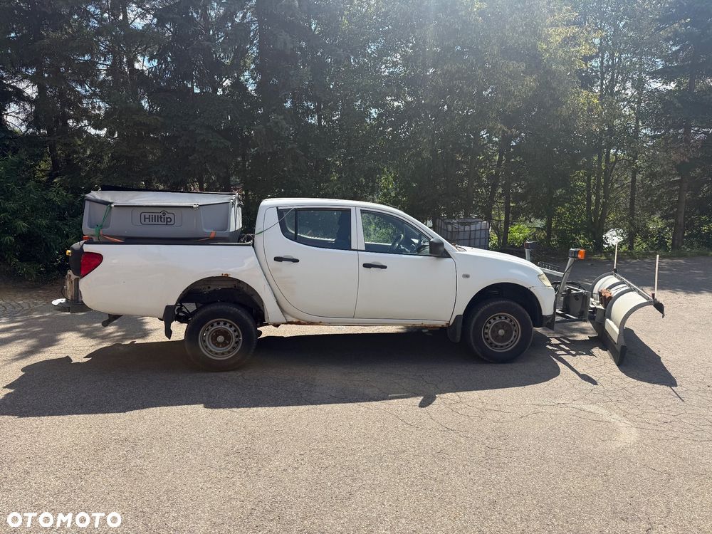 Mitsubishi L200 2.5 DID DC Intense - 9