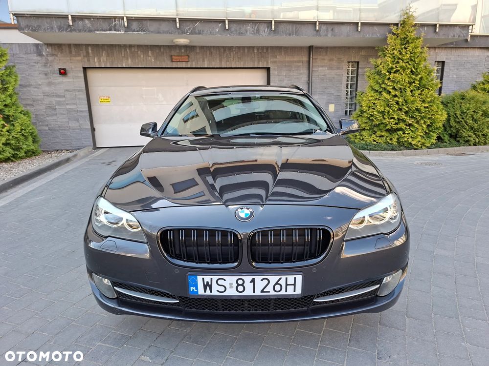 BMW Seria 5 528i Sport-Aut - 7