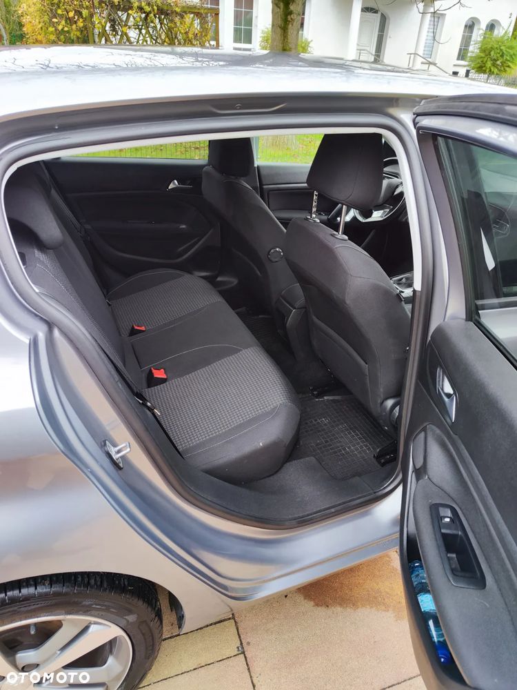 Peugeot 308 1.2 PureTech GPF Allure S&S - 7