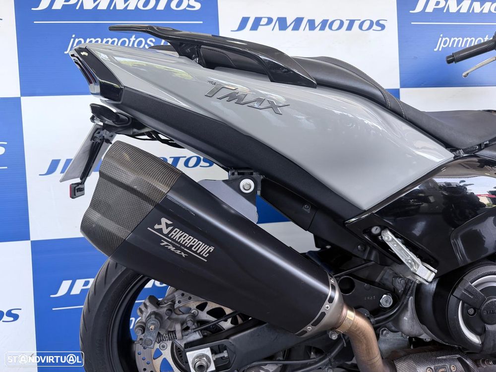 Yamaha TMAX DX - 13