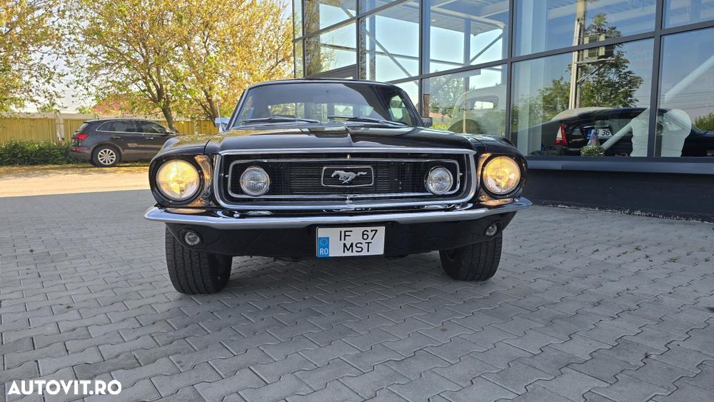 Ford Mustang - 5