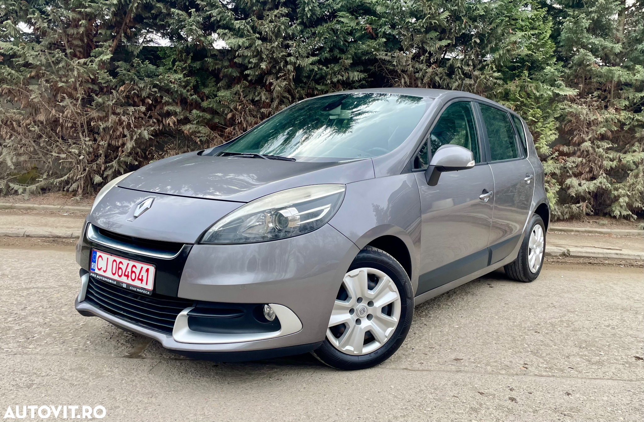 Renault Scenic ENERGY dCi 110 S&S Bose Edition - 25