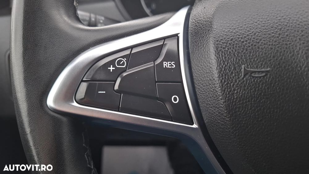 Dacia Duster 1.6 SCe Comfort - 16