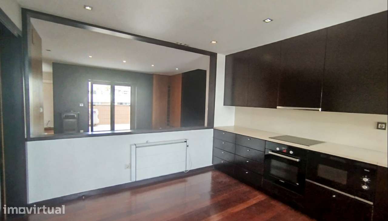 Venda de Apartamento T3 Duplex próximo da praia, na Póvoa de Varzim - Grande imagem: 5/20