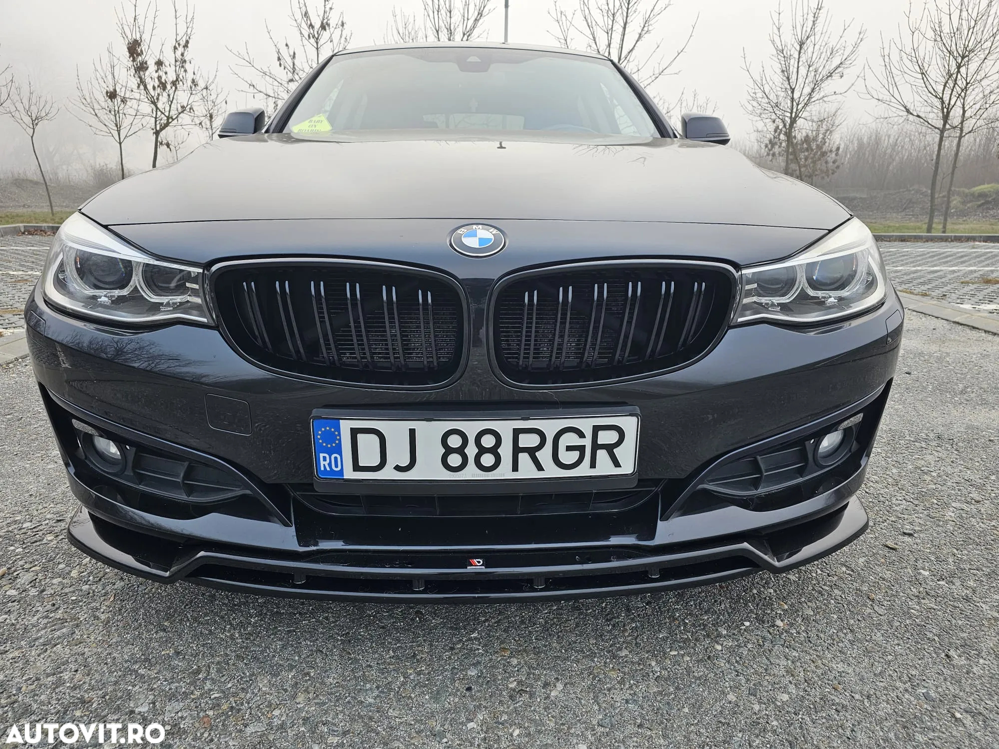 BMW Seria 3 318d Aut. Sport Line - 23