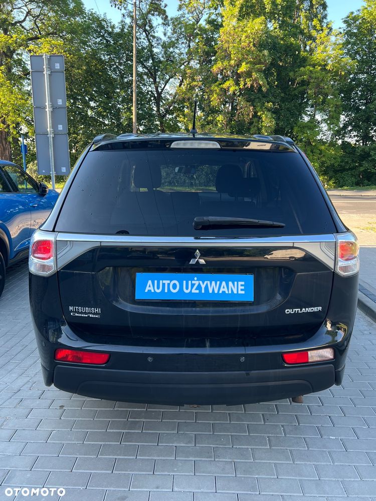 Mitsubishi Outlander 2.2 DID Intense - 6