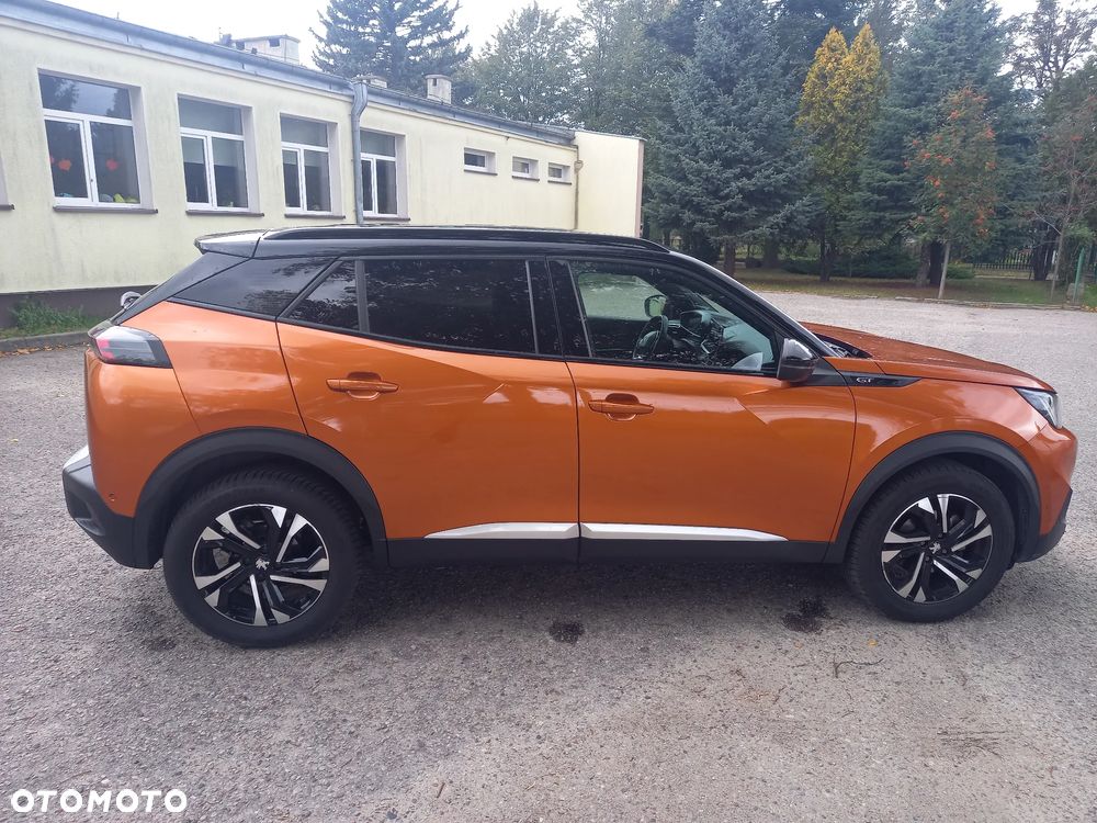 Peugeot 2008 1.2 PureTech GT Line S&S - 4