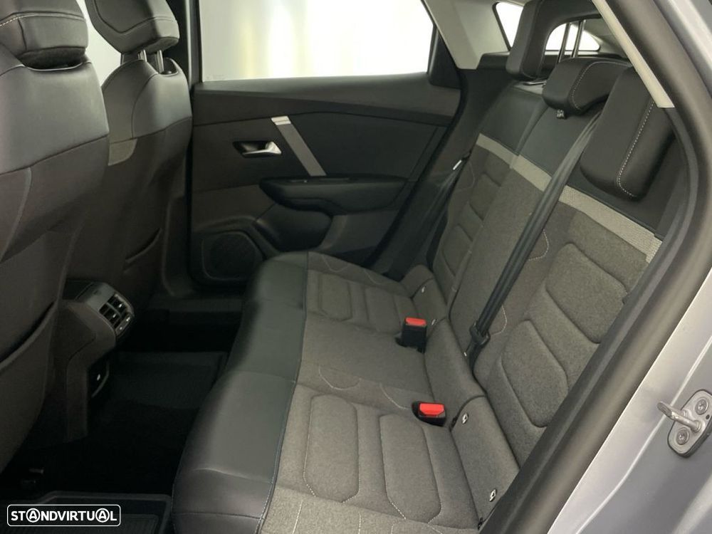 Citroën C4 1.2 PureTech Shine - 12