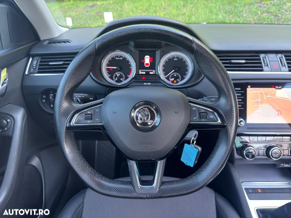 Skoda Octavia 1.6 TDI Ambition - 23