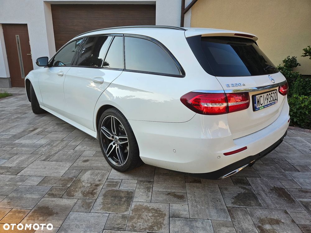 Mercedes-Benz Klasa E 220 d T 9G-TRONIC - 7