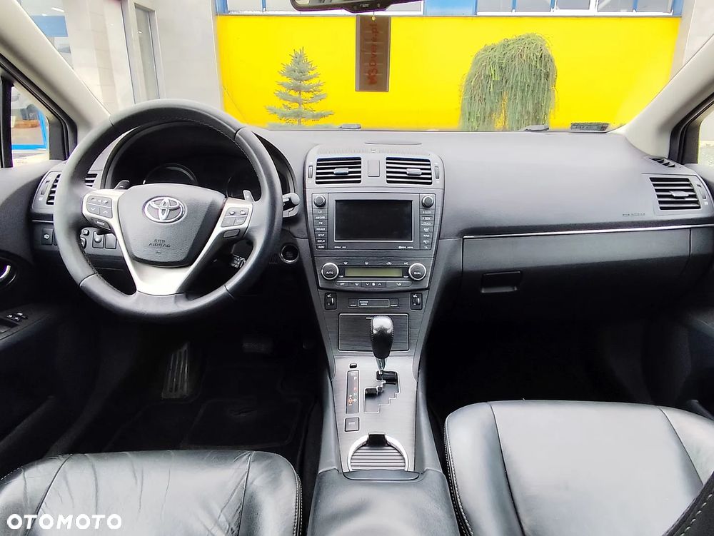 Toyota Avensis 2.0 Premium EU5 MS - 5
