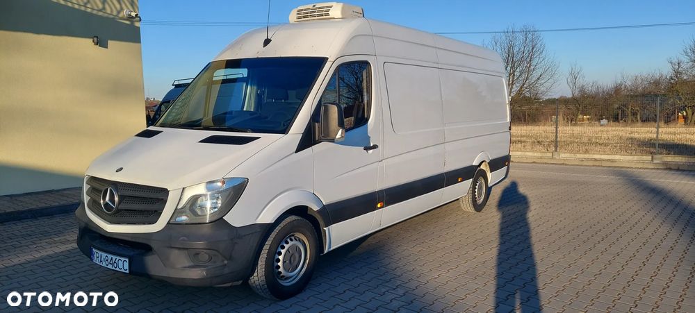 Mercedes-Benz Sprinter - 1